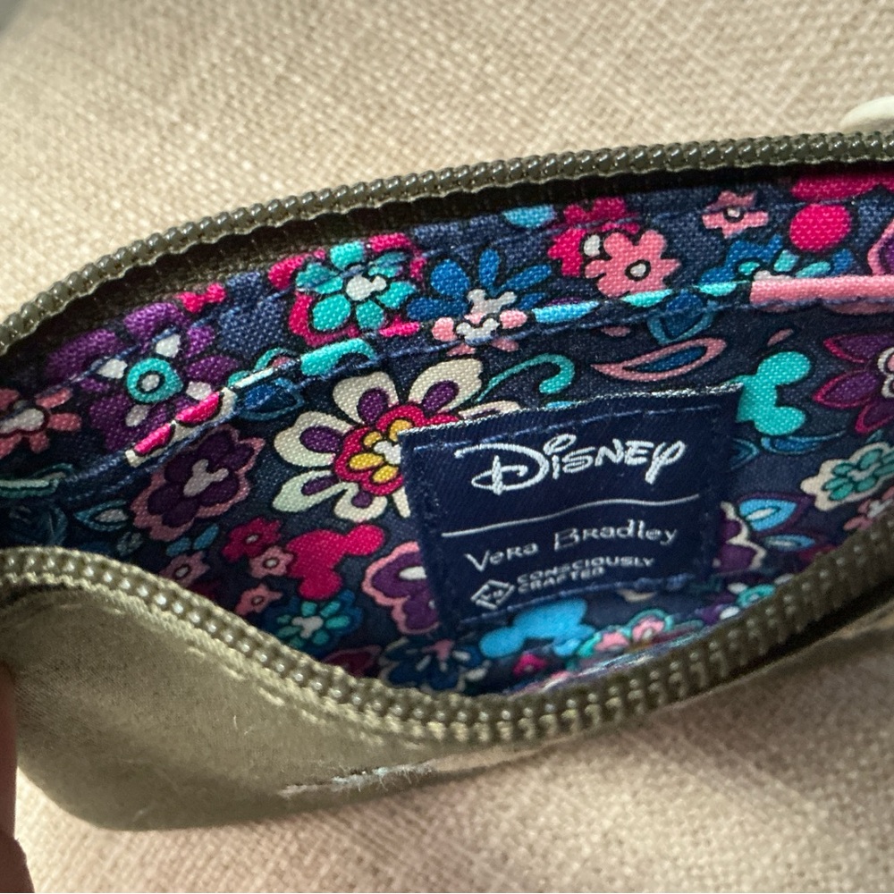 Disney Vera Bradley Donald Duck ID pouch - Picture 3 of 3